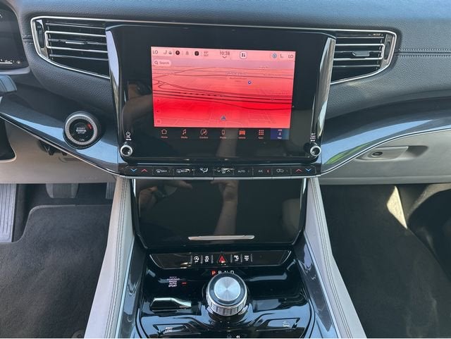 2024 Jeep Wagoneer BASE