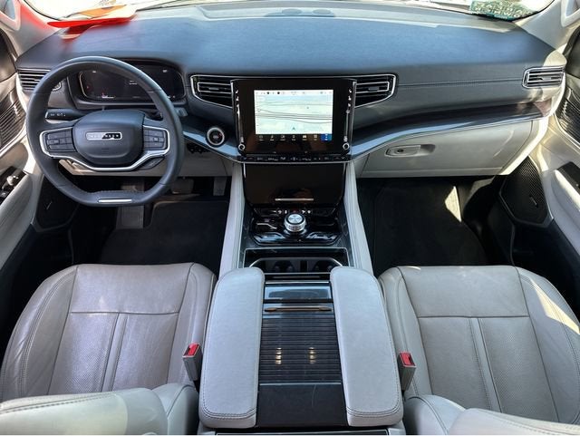 2024 Jeep Wagoneer BASE