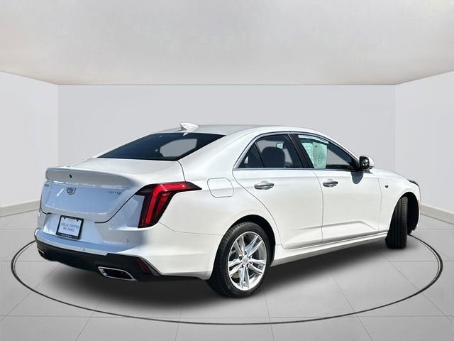 2023 Cadillac CT4 Luxury