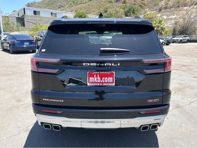 2025 GMC Acadia Denali