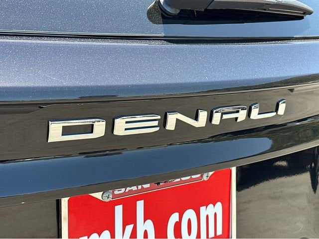 2025 GMC Acadia Denali