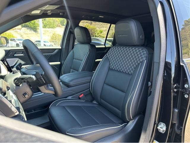 2025 GMC Acadia Denali