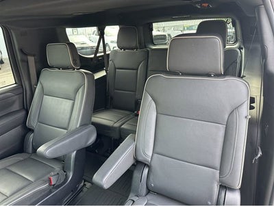 2024 GMC Yukon XL SLT