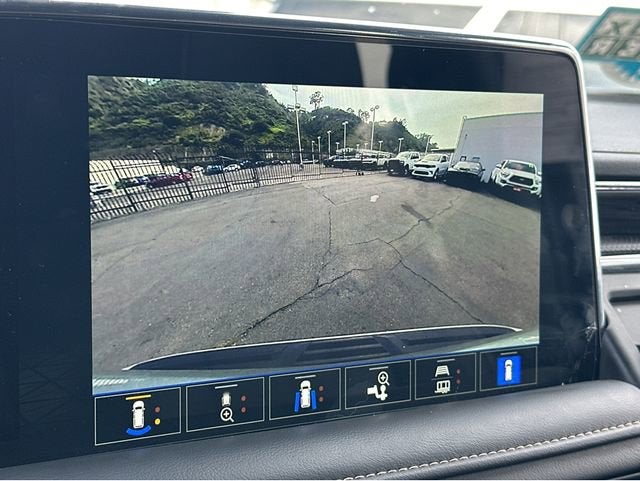 2024 GMC Yukon XL SLT