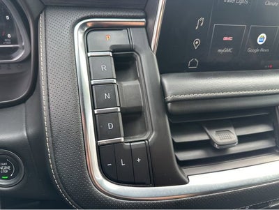 2022 GMC Yukon XL SLT