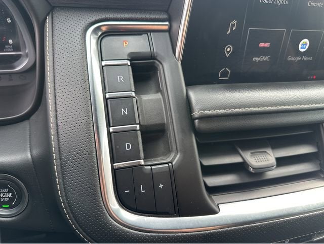 2022 GMC Yukon XL SLT