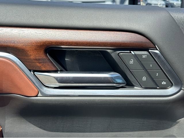 2025 GMC Sierra 3500 HD Denali Ultimate