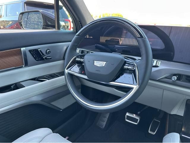 2026 Cadillac VISTIQ Luxury