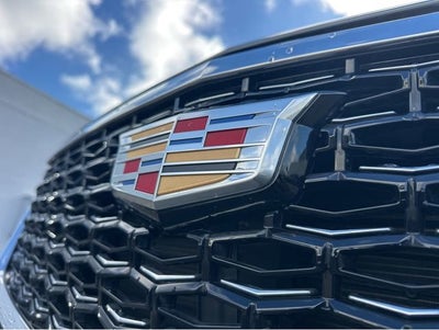 2024 Cadillac XT4 Premium Luxury