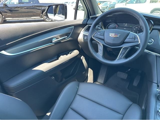 2025 Cadillac XT5 Luxury