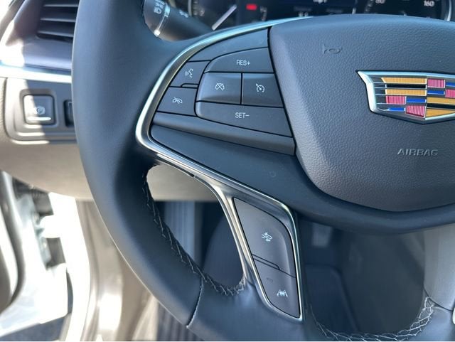 2025 Cadillac XT5 Luxury