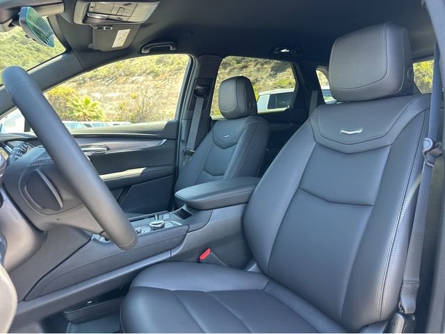 2025 Cadillac XT5 Luxury