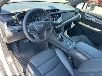 2025 Cadillac XT5 Luxury