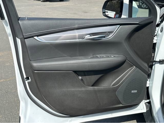 2025 Cadillac XT5 Luxury