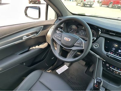2025 Cadillac XT5 Luxury