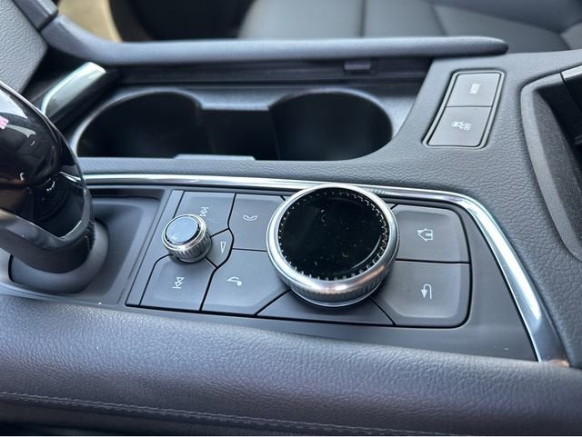 2025 Cadillac XT5 Luxury