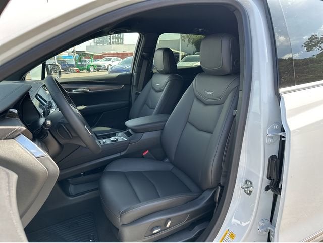 2025 Cadillac XT5 Luxury