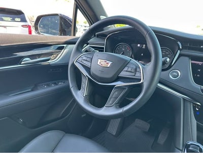 2025 Cadillac XT5 Premium Luxury