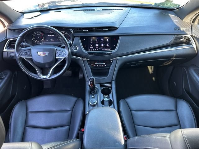 2022 Cadillac XT6 Luxury