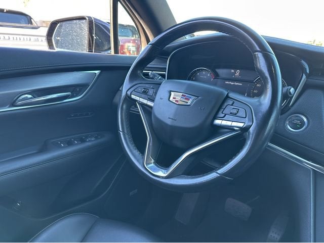 2022 Cadillac XT6 Luxury