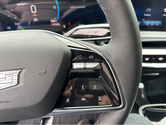 2025 Cadillac LYRIQ Sport 1