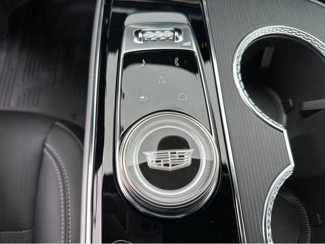 2025 Cadillac LYRIQ Sport 1