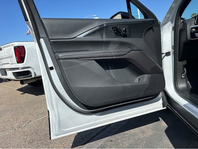 2025 Cadillac LYRIQ Sport 1