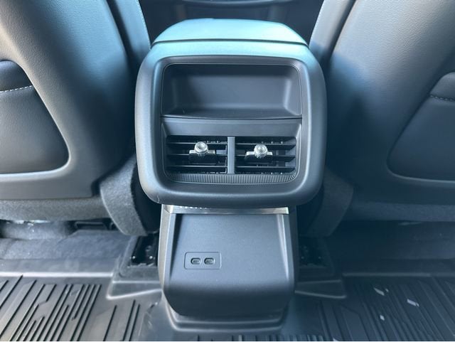 2025 Cadillac LYRIQ Sport 1