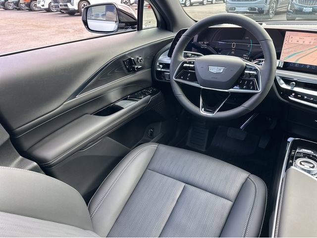 2025 Cadillac LYRIQ Sport 1