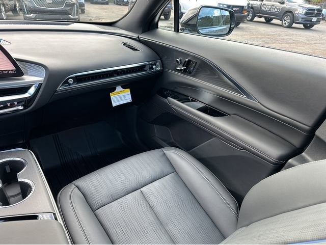 2025 Cadillac LYRIQ Sport 1