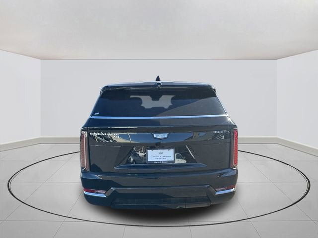 2025 Cadillac ESCALADE IQ Luxury 2