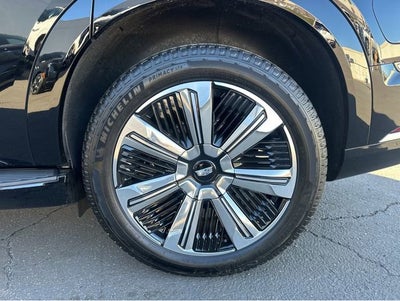 2025 Cadillac ESCALADE IQ Luxury 2