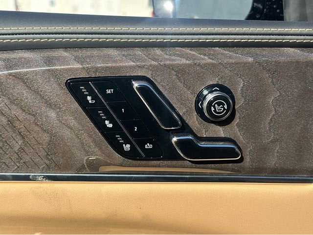 2025 Cadillac ESCALADE IQ Luxury 2