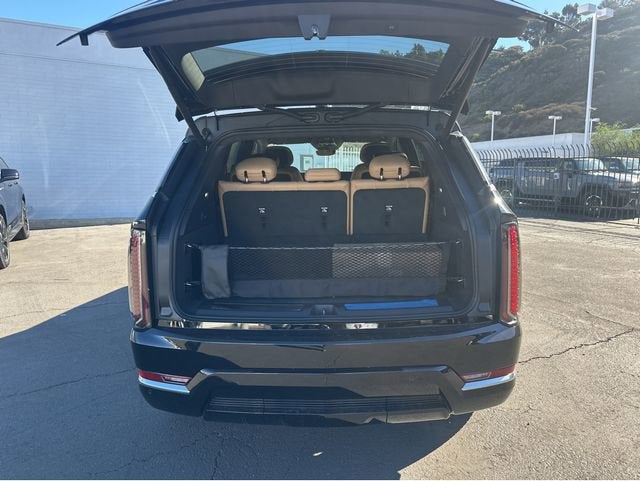 2025 Cadillac ESCALADE IQ Luxury 2