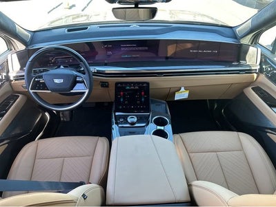 2025 Cadillac ESCALADE IQ Luxury 2
