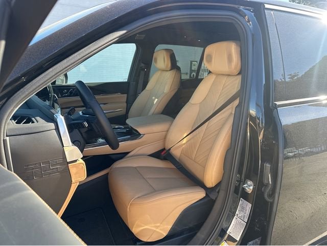 2025 Cadillac ESCALADE IQ Luxury 2