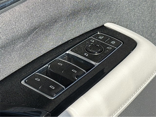 2025 Cadillac ESCALADE IQ Sport 1