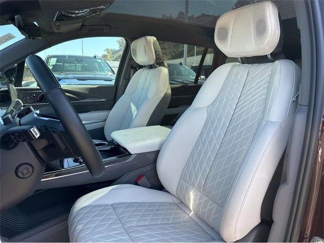 2025 Cadillac ESCALADE IQ Sport 1