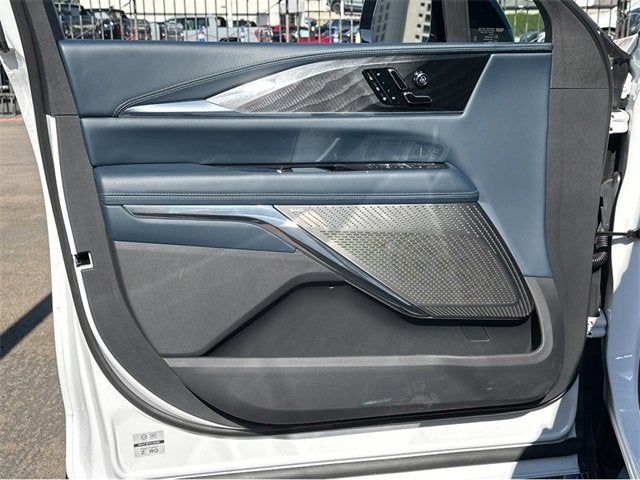 2025 Cadillac ESCALADE IQ Sport 2