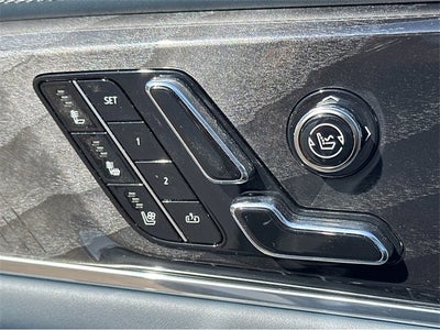 2025 Cadillac ESCALADE IQ Sport 2