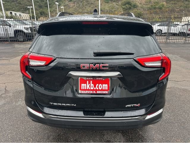 2022 GMC Terrain AT4