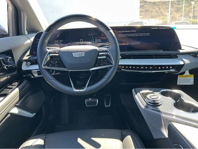 2025 Cadillac OPTIQ Luxury 1