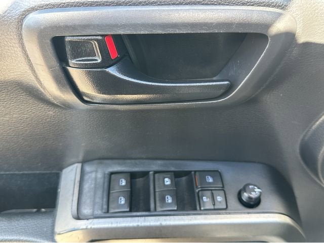 2022 Toyota Tacoma 2WD SR5