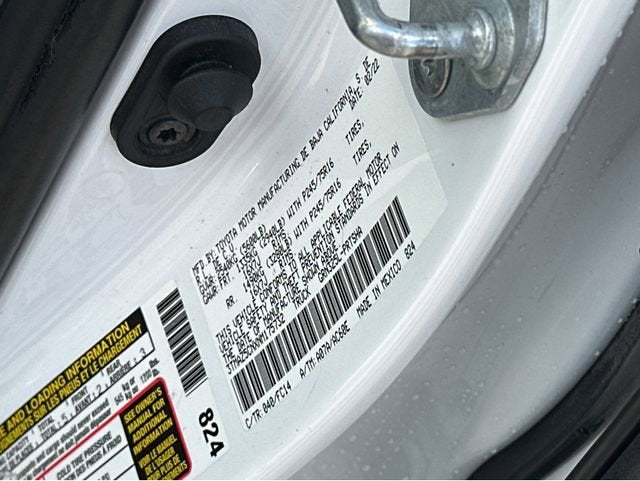 2022 Toyota Tacoma 2WD SR5