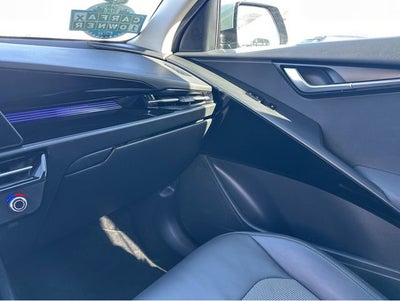 2023 Kia Niro EX Touring