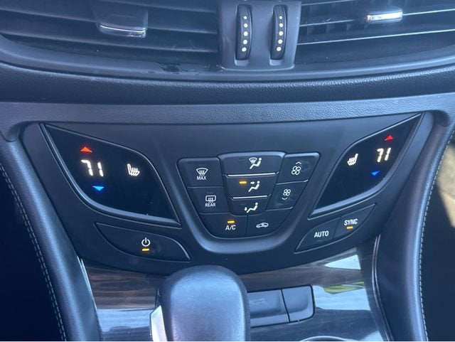 2020 Buick Envision Essence Group