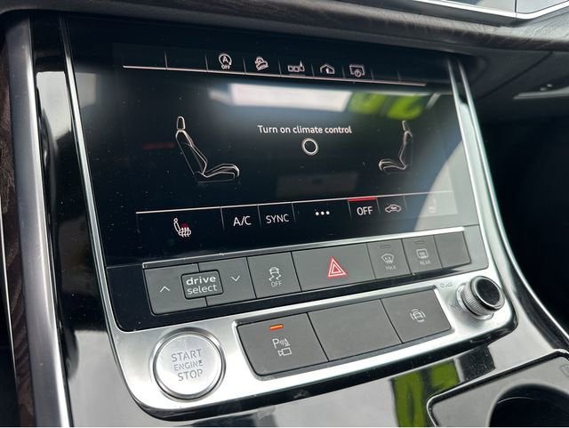 2020 Audi Q8 Premium