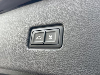 2020 Audi Q8 Premium